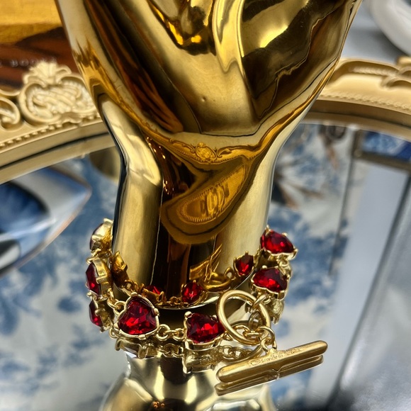 🆕 OSCAR DE LA RENTA 🧿 Red Crystal Embellished Heart Bracelet - Picture 5 of 12